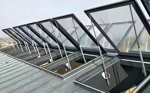 消防临夏县排烟窗的接线安装指南