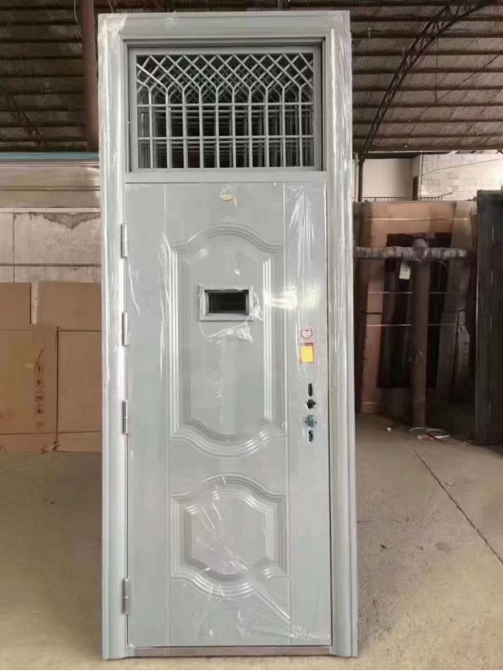 临夏县学校教室门