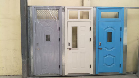 临夏县学校教室门