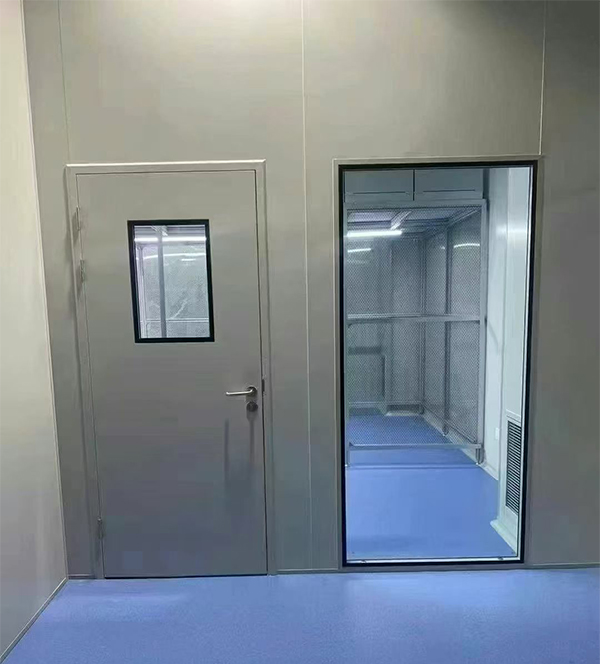 学校教学楼完成临夏县防火门标准化安装